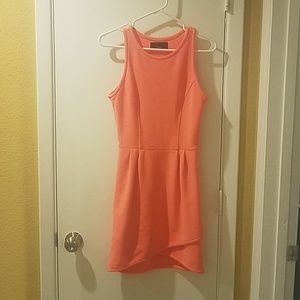 Sleeveless dress